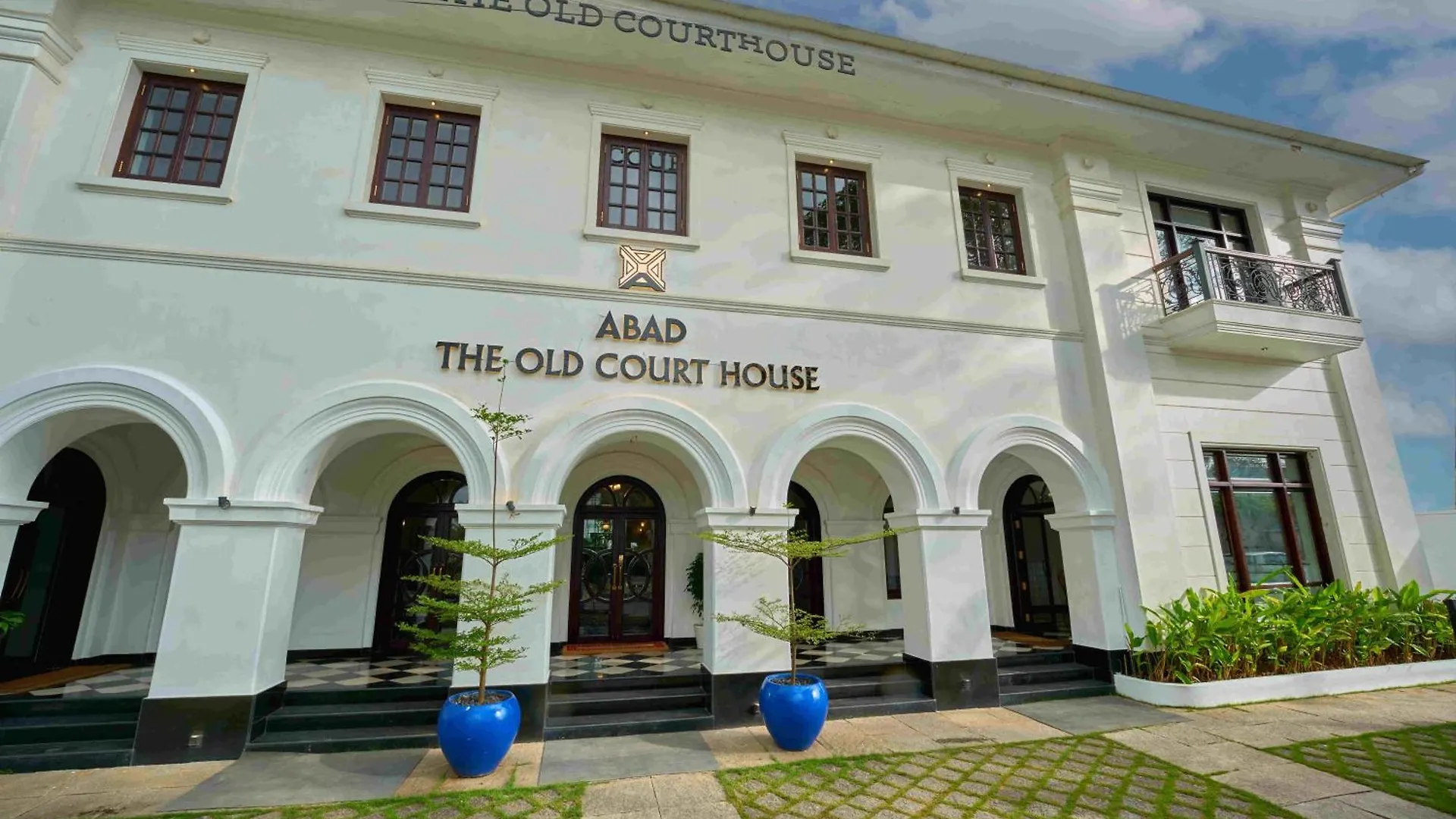 ****  The Old Court House By Abad Hotel Kochi India