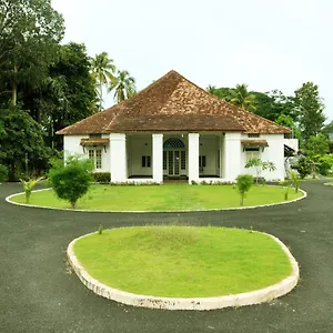  Bed & Breakfast Csi Heritage Bungalow